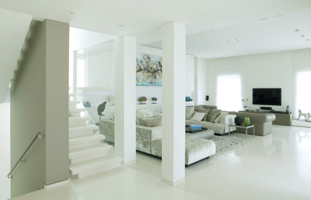 Clean White Living Room Wit LCD TV